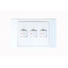 16A Mặt có 3 công tắc một chiều 16A Mặt có 3 công tắc một chiều